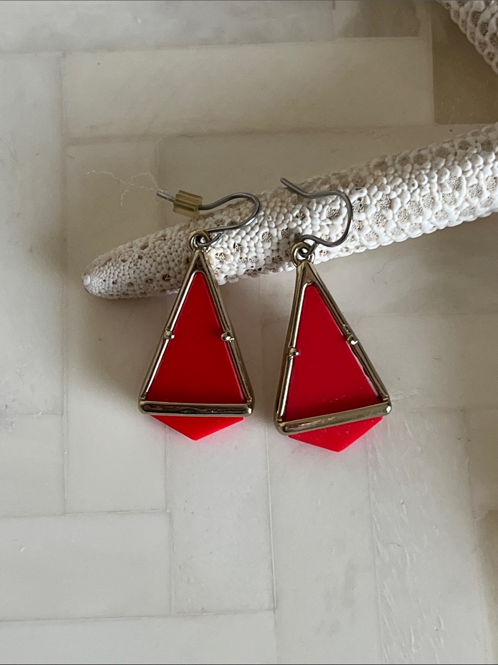 Red Geometric Triangle Drop Earrings with Gold-Tone Frame